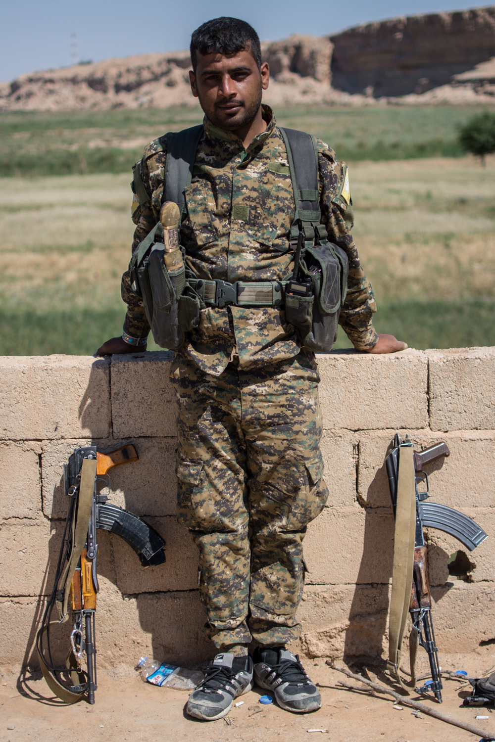 Notre reporter Pierre-Yves Baillet en Syrie avec les combattants kurdes.